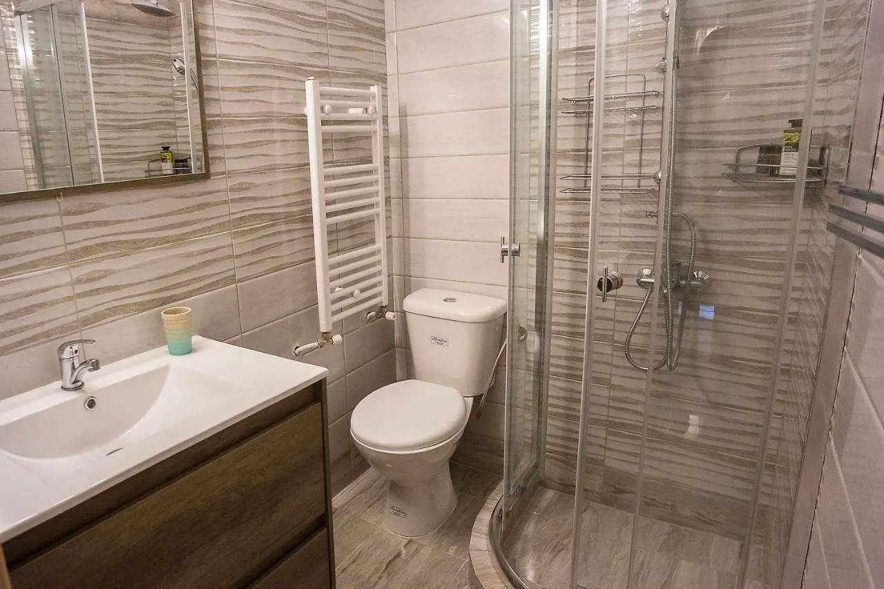 Vasilis & Loukia Filoxenia Apartment Salonic